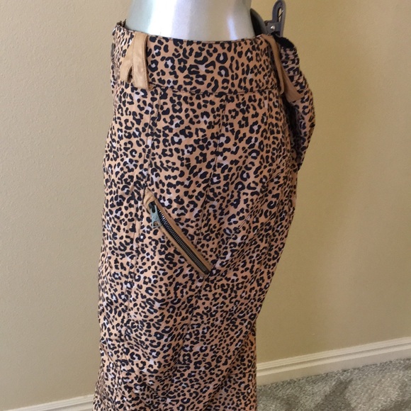 Obermeyer Harlow Ski Pants / Snow Pants In Leopard Print - Picture 6 of 16